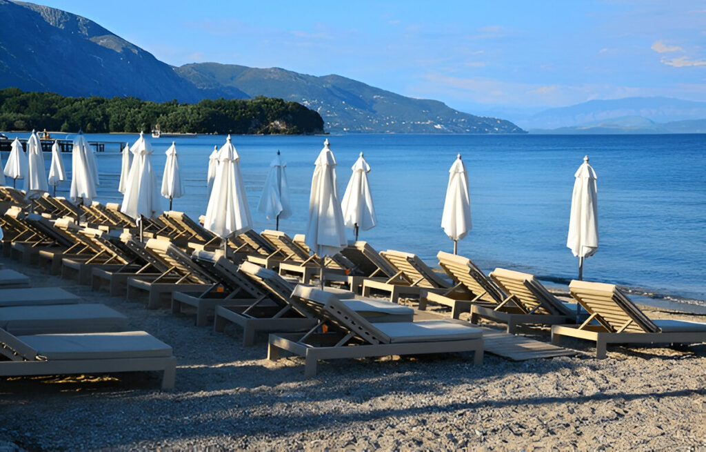 Juan-les-Pins golden sandy beach and calm water